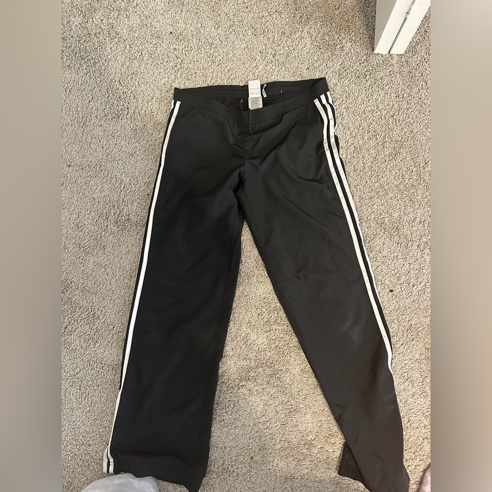 Adidas women’s 3 stripe pants size small